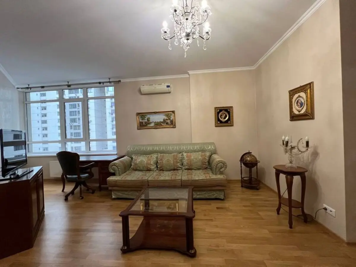 Фото Selling a 3-room apartment, 99 sq.m., Yevhena Konovaltsia Street (Schorsa Street) 44а Kyiv, price: 268000 $, code 3586