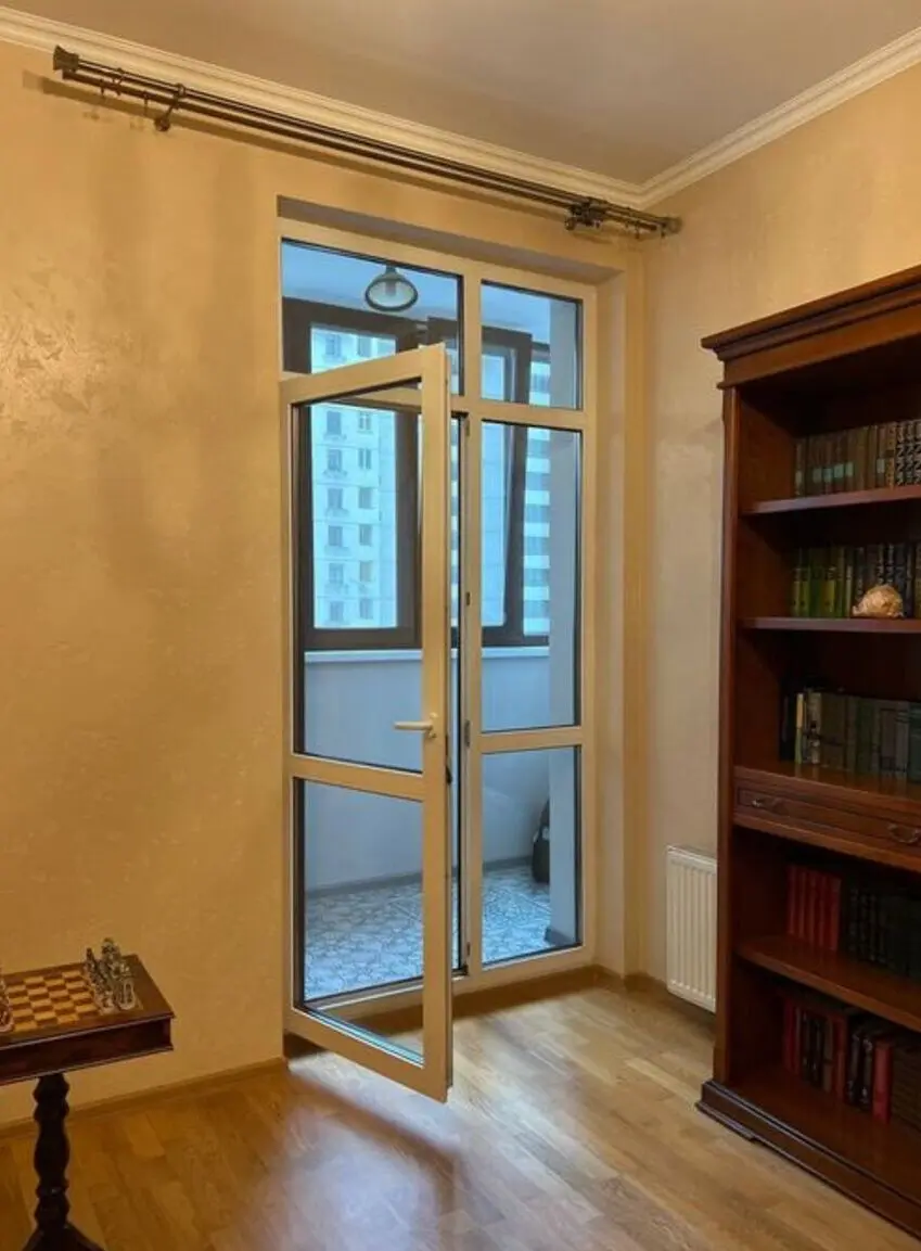 Фото Selling a 3-room apartment, 99 sq.m., Yevhena Konovaltsia Street (Schorsa Street) 44а Kyiv, price: 268000 $, code 3586