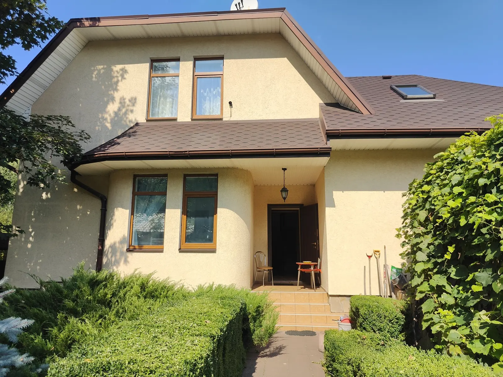 Фото Продаю будинок, 196 кв. м, Світанкова вул.  Бориспіль, ціна: 120000 $, код 3590