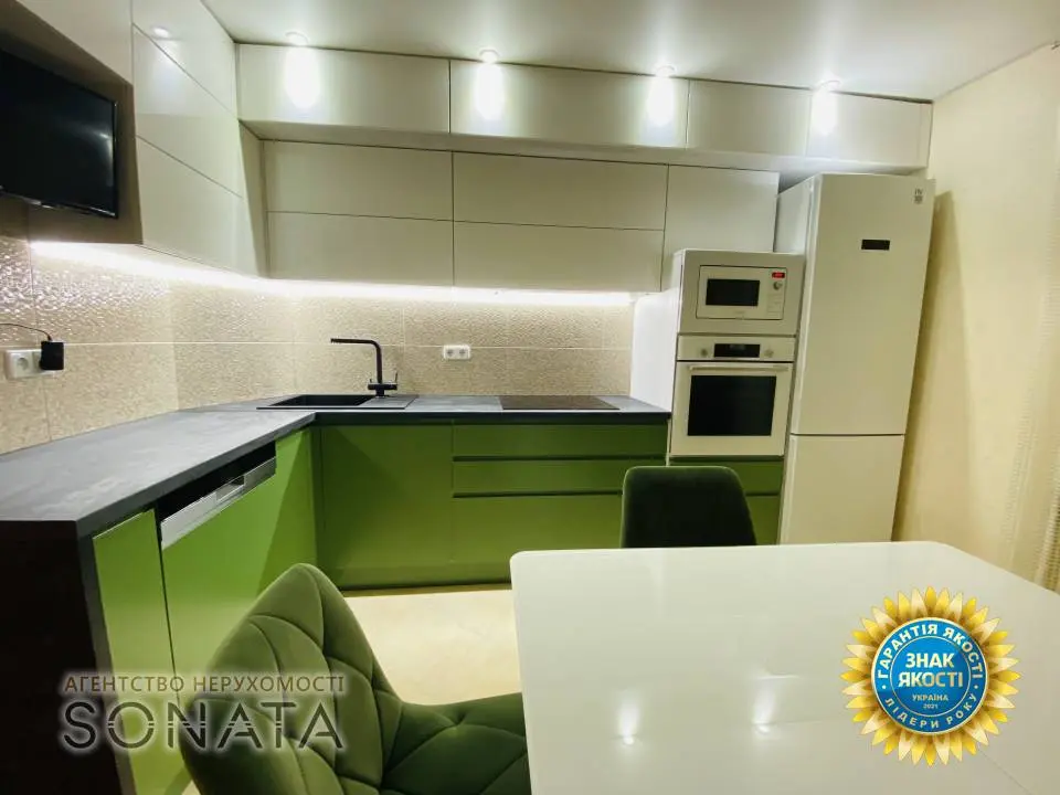 Фото Продаю 3-комнатную квартиру, 89.2 кв. м, Байды Вишневецкого ул. 49 Черкассы, цена: 130000 $, код 3594