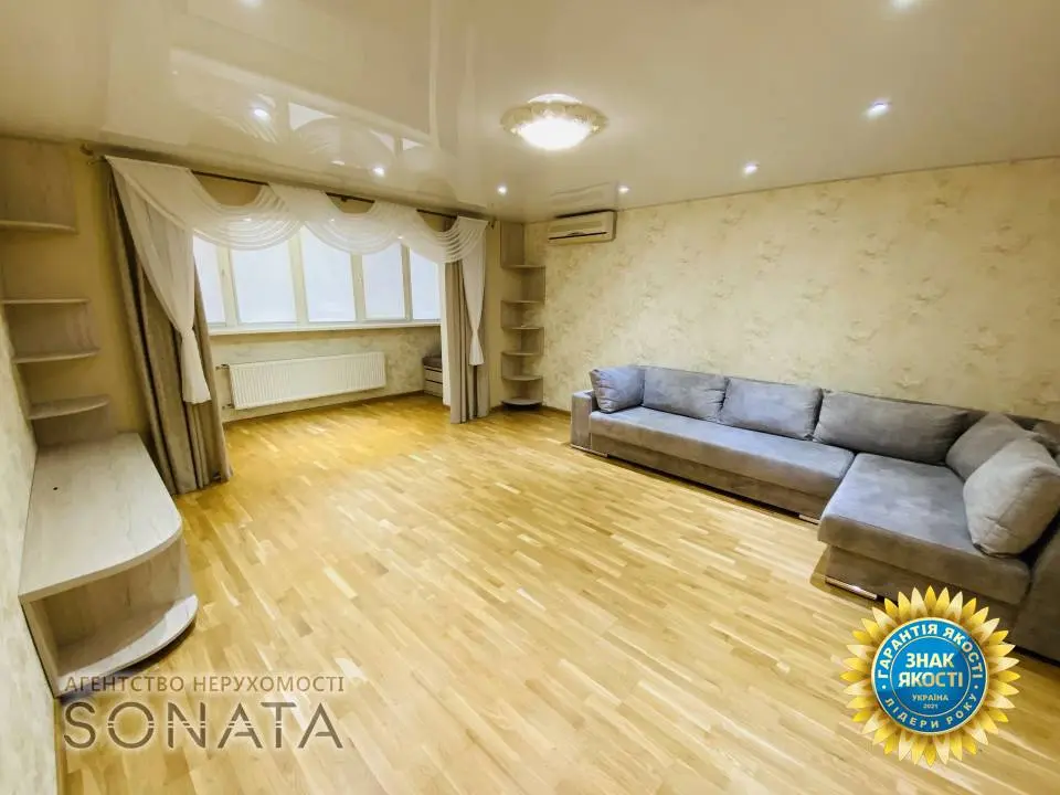 Фото Продаю 3-комнатную квартиру, 89.2 кв. м, Байды Вишневецкого ул. 49 Черкассы, цена: 130000 $, код 3594