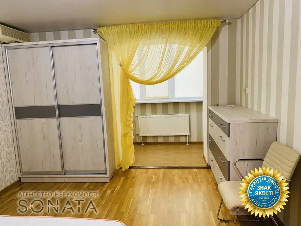 Фото Продаю 3-комнатную квартиру, 89.2 кв. м, Байды Вишневецкого ул. 49 Черкассы, цена: 130000 $, код 3594