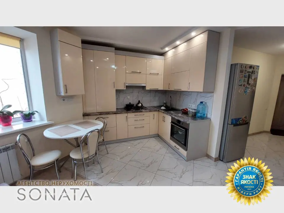 Фото Selling a 1-room apartment, 56 sq.m., Vitaliya Verhaya street  Cherkasy, price: 69900 $, code 3602