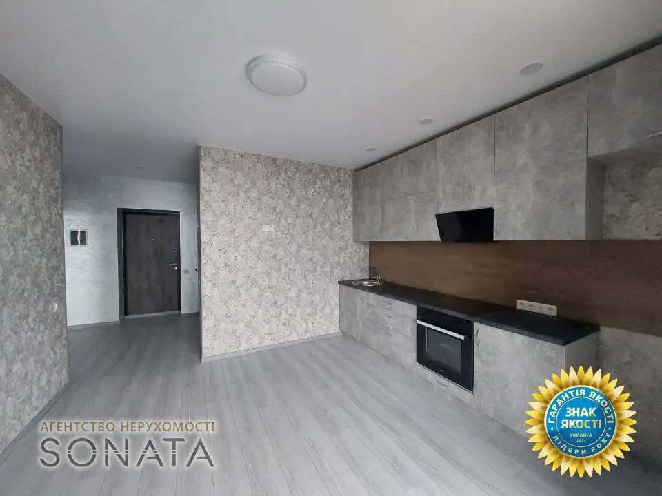 Фото Selling a 1-room apartment, 52 sq.m., Dobrovolchykh Batalioniv street  Cherkasy, price: 62000 $, code 3607