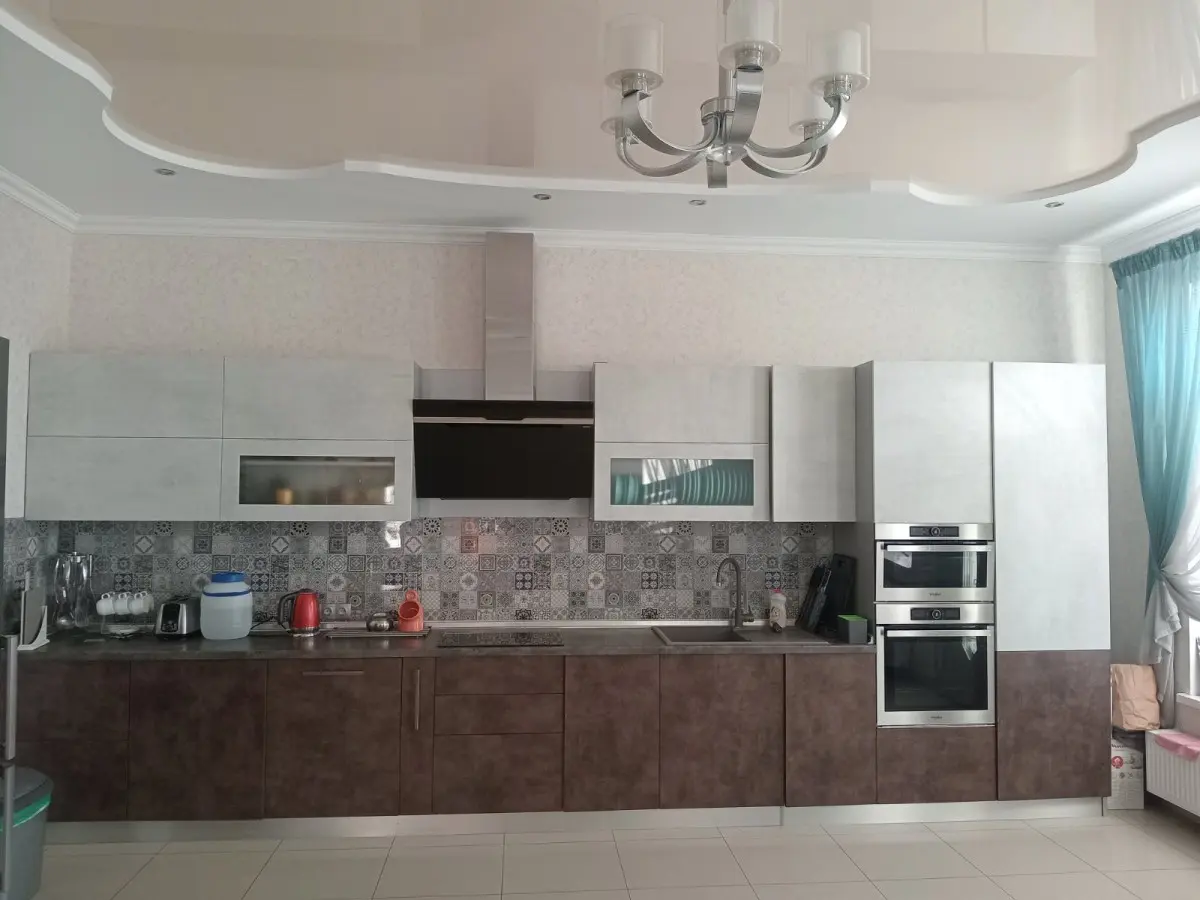 Фото Зняти будинок, Різдвяна вул. (Коцюбинського)  Погреби в довгострокову оренду, ціна: 2600 $, код 3629