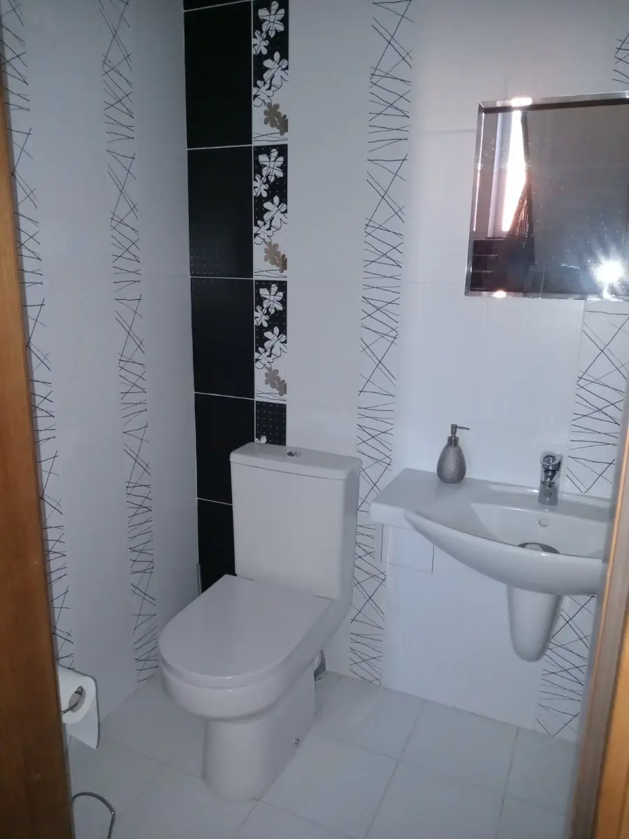 Фото Зняти будинок, Різдвяна вул. (Коцюбинського)  Погреби в довгострокову оренду, ціна: 2600 $, код 3629