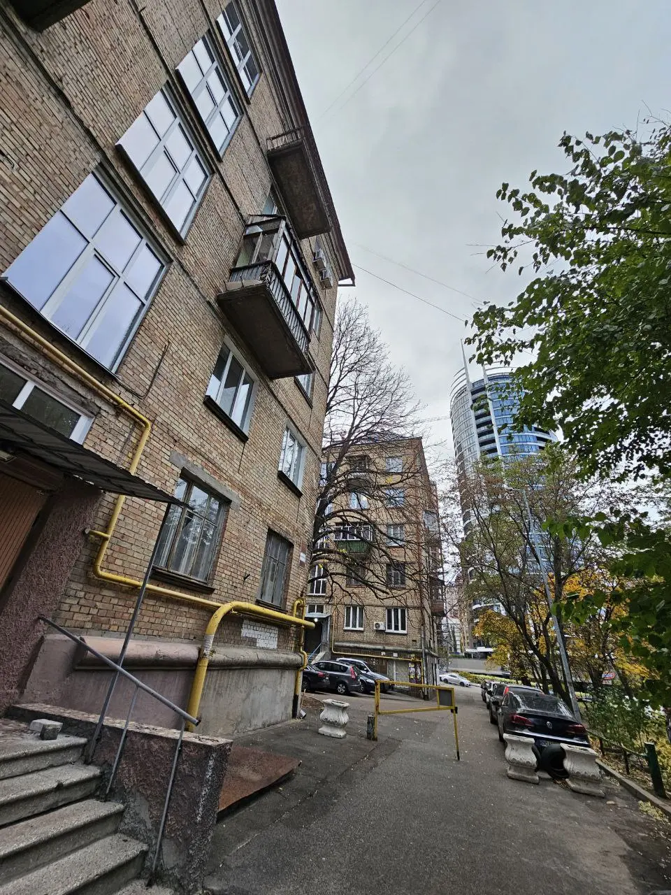 Фото Rent a 2-room apartment, Yevhena Konovaltsia Street (Schorsa Street) 27а Kyiv for long-term rent, price: 20000 UAH, code 3630