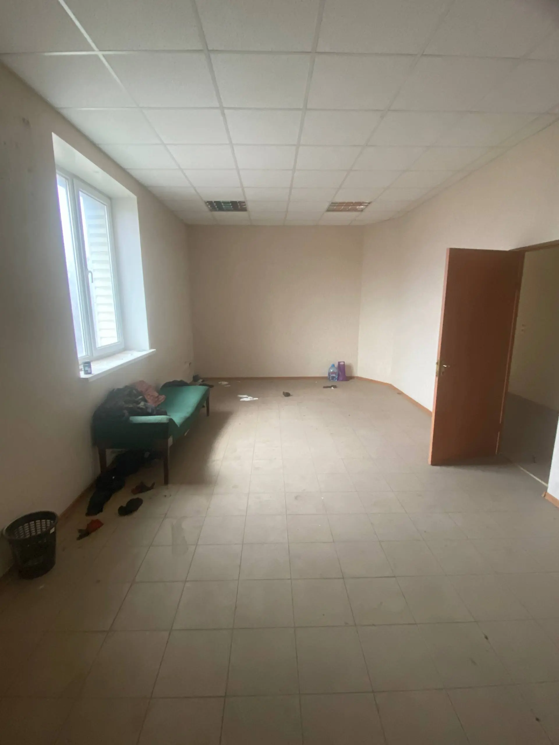 Фото Продаю склад, 1673.6 кв. м, Тепличная ул.  Запорожье, цена: 4400000 UAH, код 3634