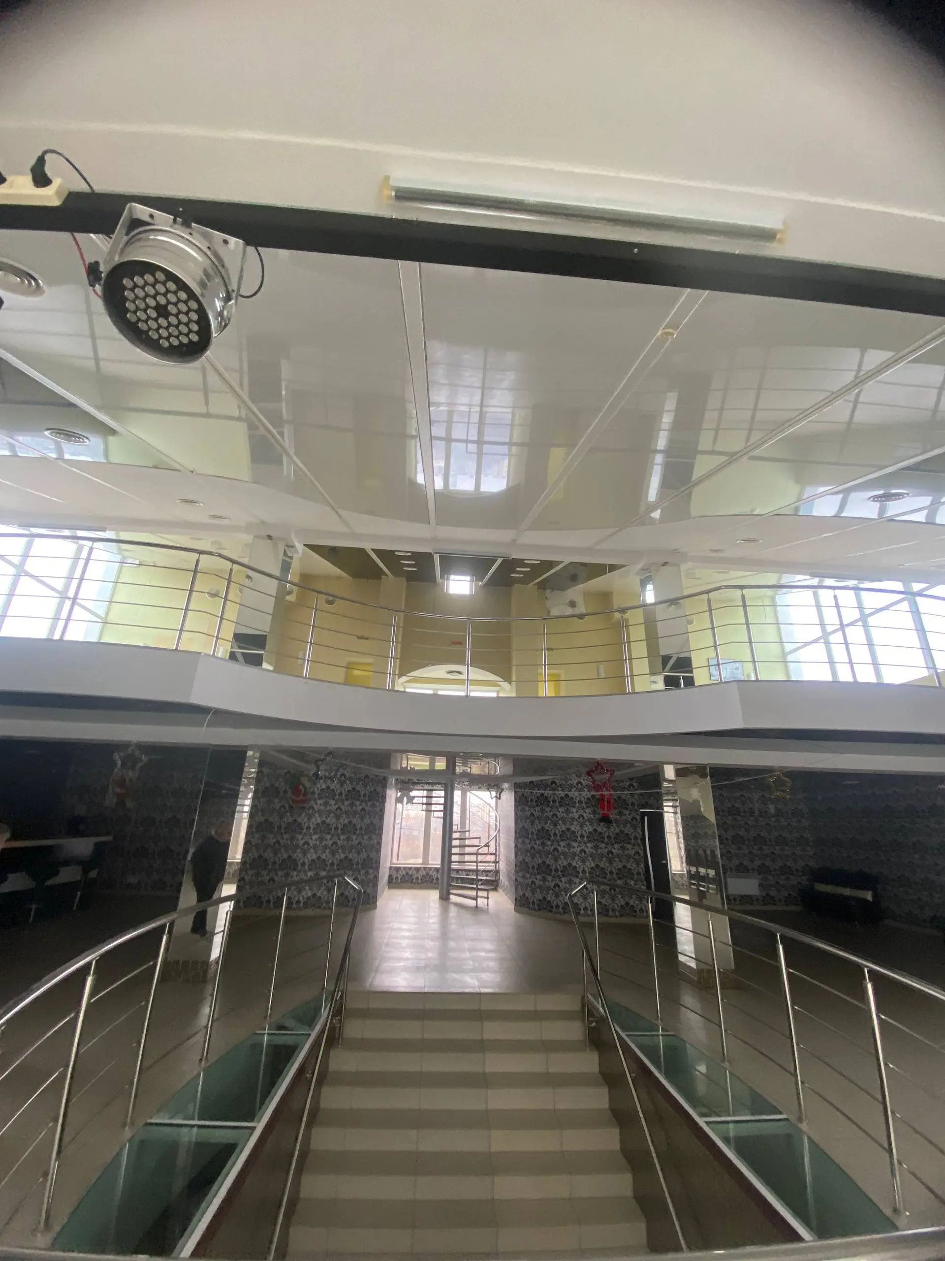 Фото Продаю коммерческую недвижимость, 1132.6 кв. м, Запорожского Казачества ул.  Запорожье, цена: 15000000 UAH, код 3635