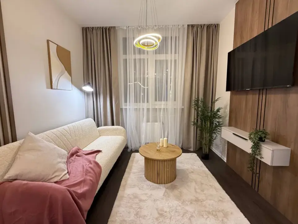 Фото Продаю 1-комнатную квартиру, 42 кв. м, Краснова ул.  Одесса, цена: 79000 $, код 3636