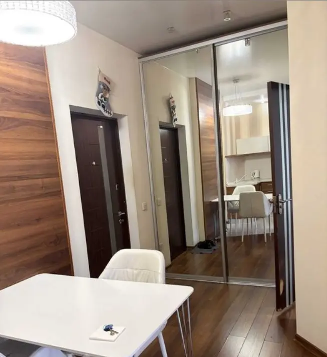 Фото Продаю 1 кімнатну квартиру, 43 кв. м, Середньофонтанська вул.  Одеса, ціна: 53000 $, код 3648