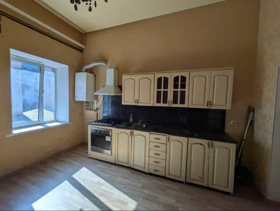 Фото Продаю 2-комнатную квартиру, 77 кв. м, Успенская ул.  Одесса, цена: 59000 $, код 3650