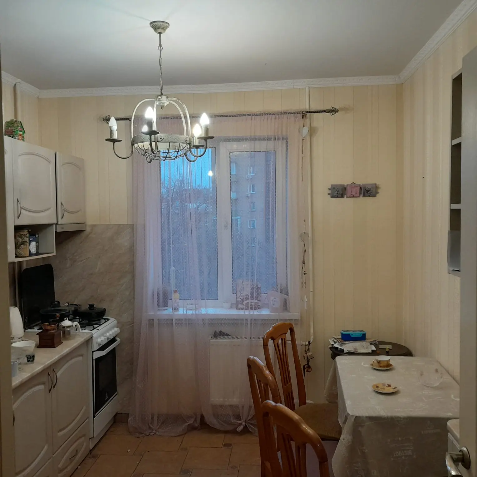 Фото Зняти 3 кімнатну квартиру, Боткіна вул. 3 Київ в довгострокову оренду, ціна: 22000 UAH, код 3655