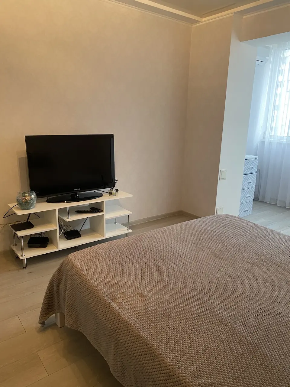 Фото Зняти 1 кімнатну квартиру, Вишняківська вул. 5 Київ в довгострокову оренду, ціна: 15000 UAH, код 3656