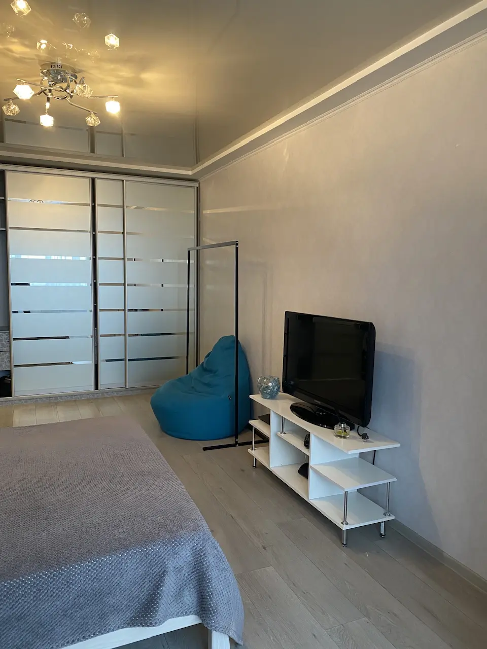 Фото Зняти 1 кімнатну квартиру, Вишняківська вул. 5 Київ в довгострокову оренду, ціна: 15000 UAH, код 3656