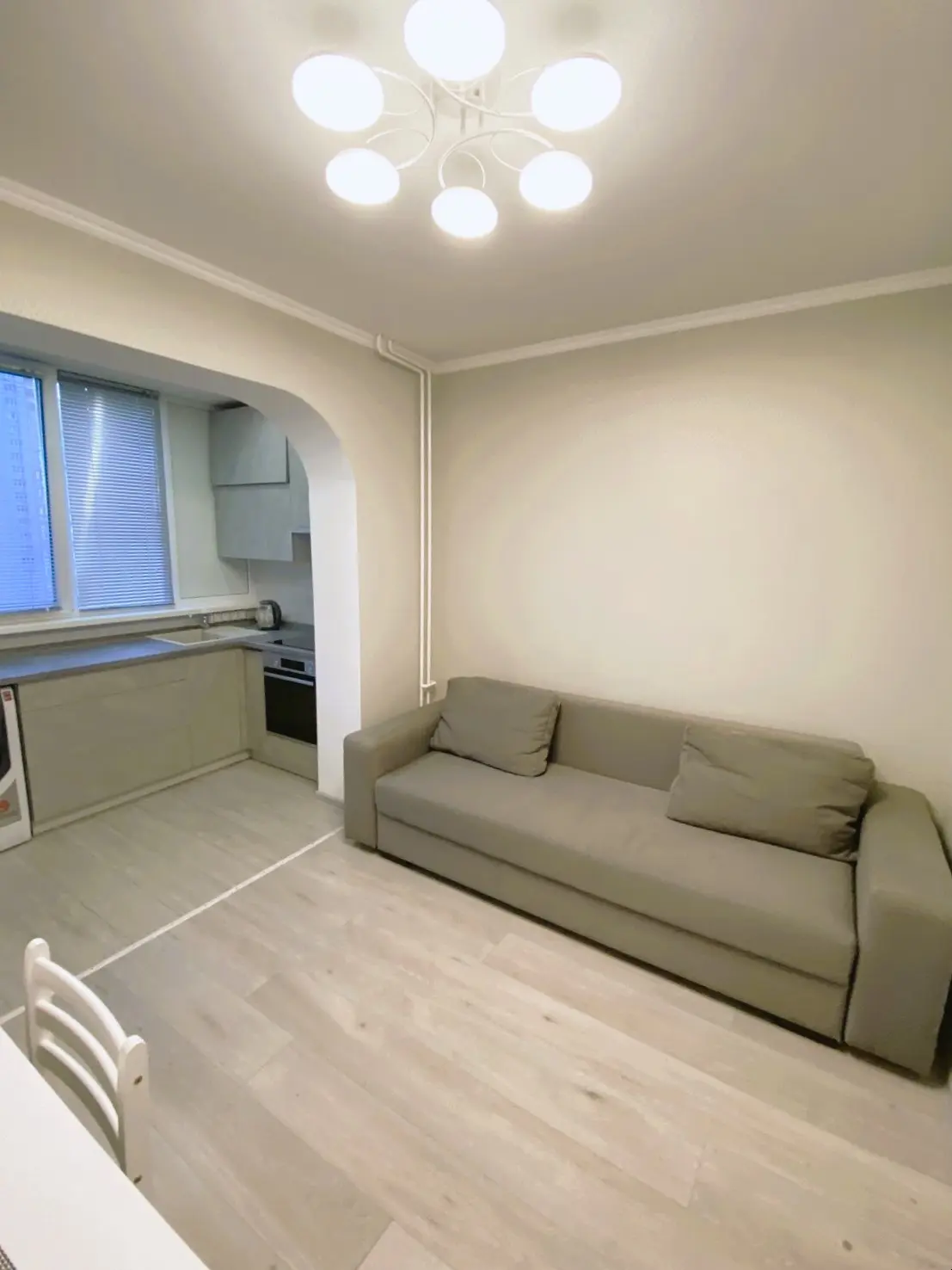 Фото Зняти 1 кімнатну квартиру, Вишняківська вул. 5 Київ в довгострокову оренду, ціна: 15000 UAH, код 3656