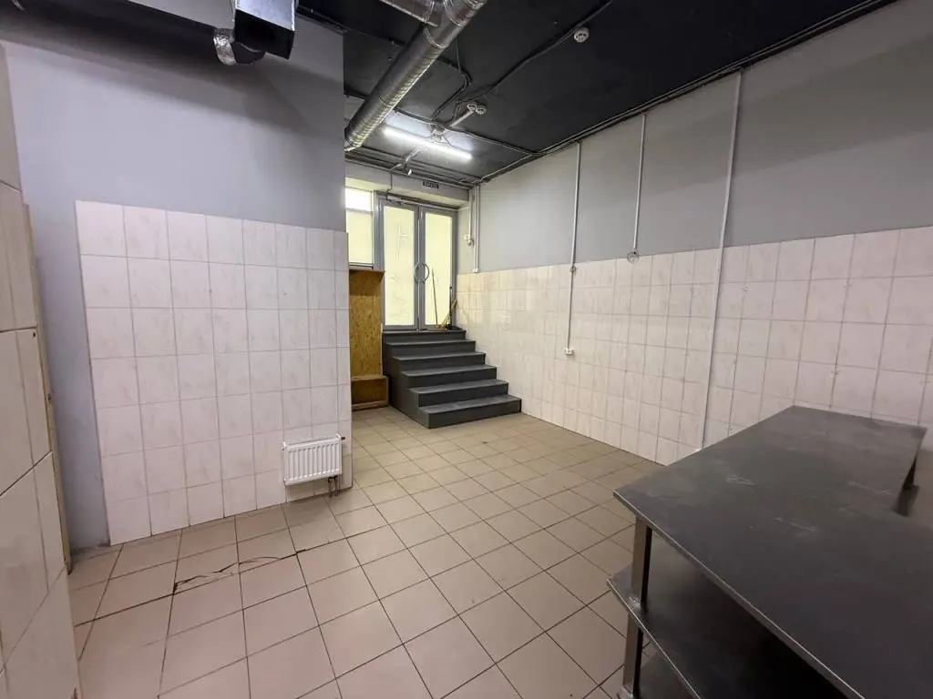 Фото Оренда торгівельної площі, Вишг.ська вул. 45 Київ в довгострокову оренду, ціна: 49500 UAH, код 3657