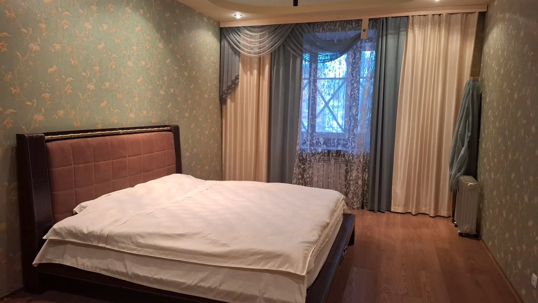 Фото Selling a 3-room apartment, 70 sq.m., Alchevskykh Street (Artema Street) 17 Kharkiv, price: 60000 $, code 3666