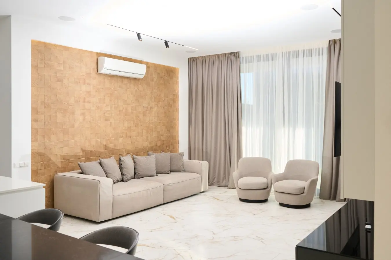 Фото Зняти будинок, Центральна вул.  Київ в довгострокову оренду, ціна: 8000 $, код 3668