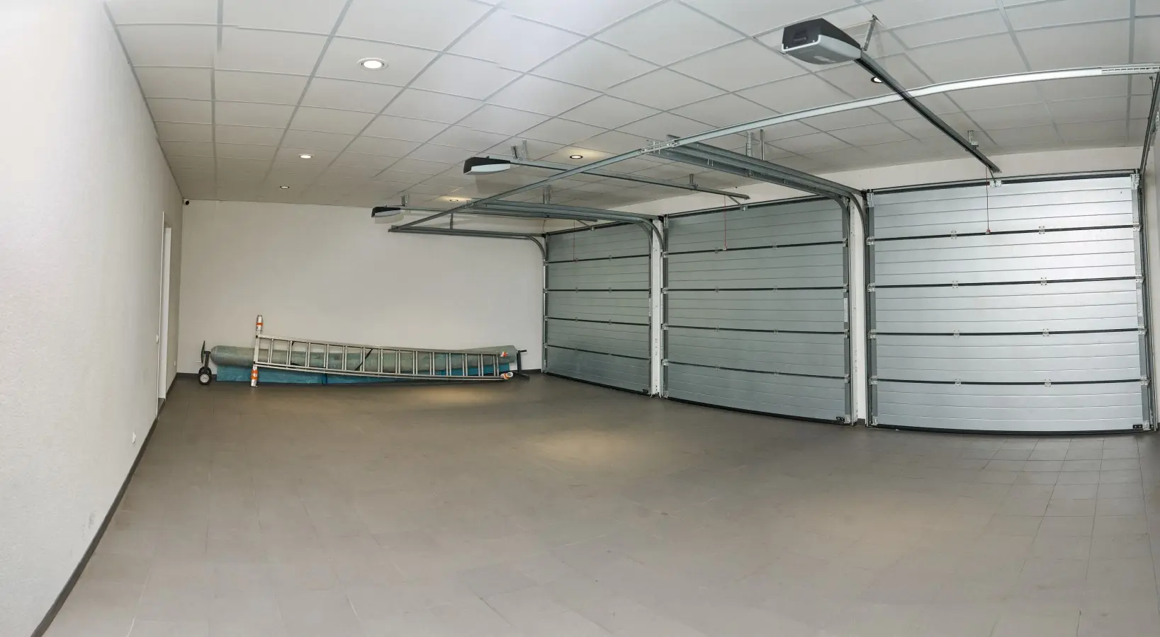 Фото Зняти будинок, Центральна вул.  Київ в довгострокову оренду, ціна: 8000 $, код 3668