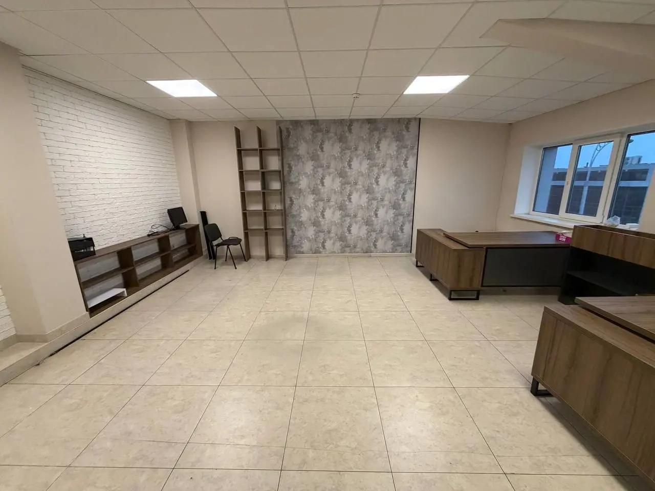 Фото Орендувати офіс, Новокостянтинівська вул. 1В Київ в довгострокову оренду, ціна: 14500 UAH, код 3675