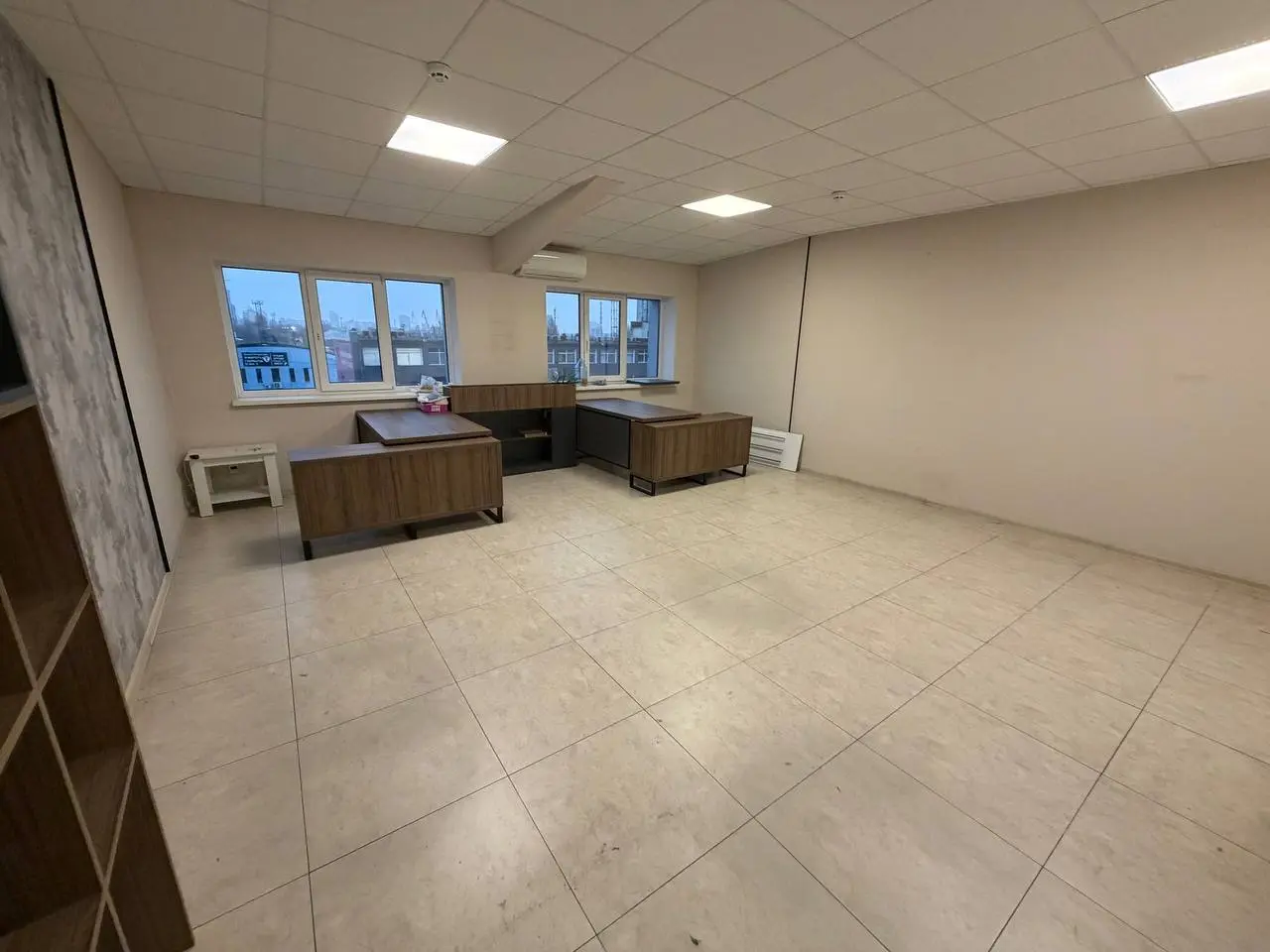 Фото Орендувати офіс, Новокостянтинівська вул. 1В Київ в довгострокову оренду, ціна: 14500 UAH, код 3675