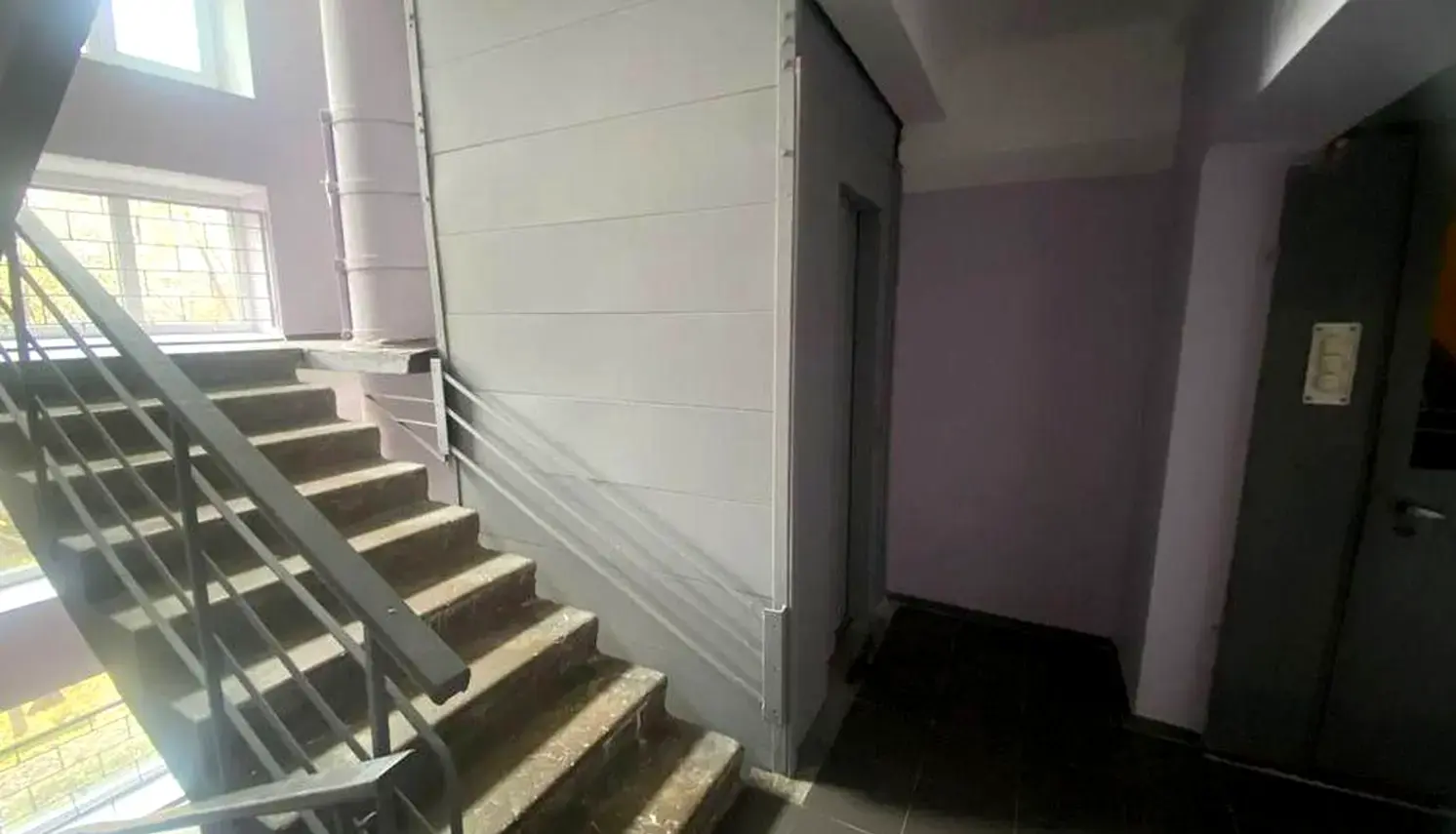 Фото Selling a 2-room apartment, 46 sq.m., Entuziastiv Street 25/2 Kyiv, price: 62990 $, code 3676