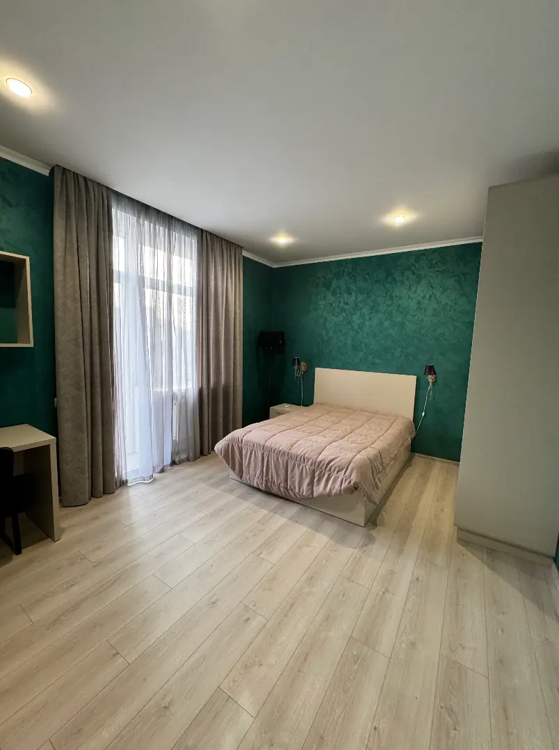 Фото Снять дом, Розовая ул.  Одесса в долгосрочную аренду, цена: 7000 $, код 3677