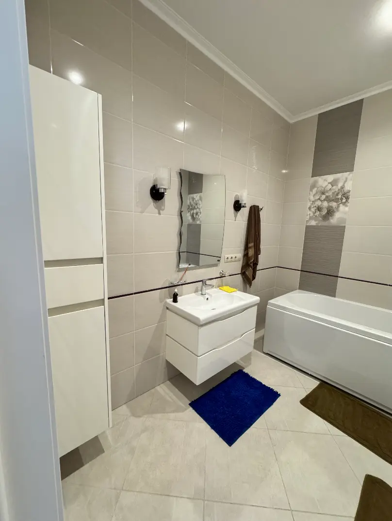 Фото Снять дом, Розовая ул.  Одесса в долгосрочную аренду, цена: 7000 $, код 3677