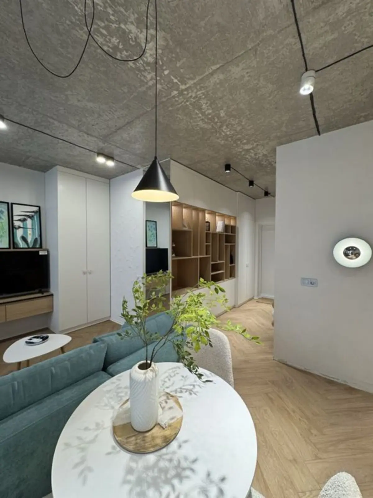 Фото Selling a 1-room apartment, 38 sq.m., Mykoly Hulaka Street  Kyiv, price: 85500 $, code 3686