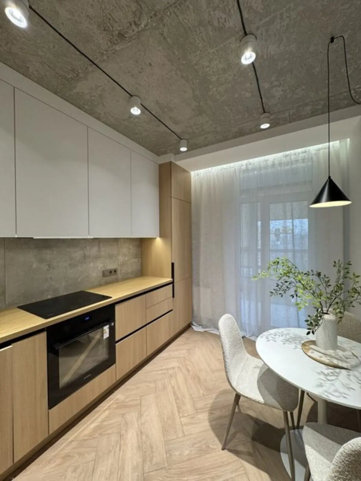 Фото Selling a 1-room apartment, 38 sq.m., Mykoly Hulaka Street  Kyiv, price: 85500 $, code 3686