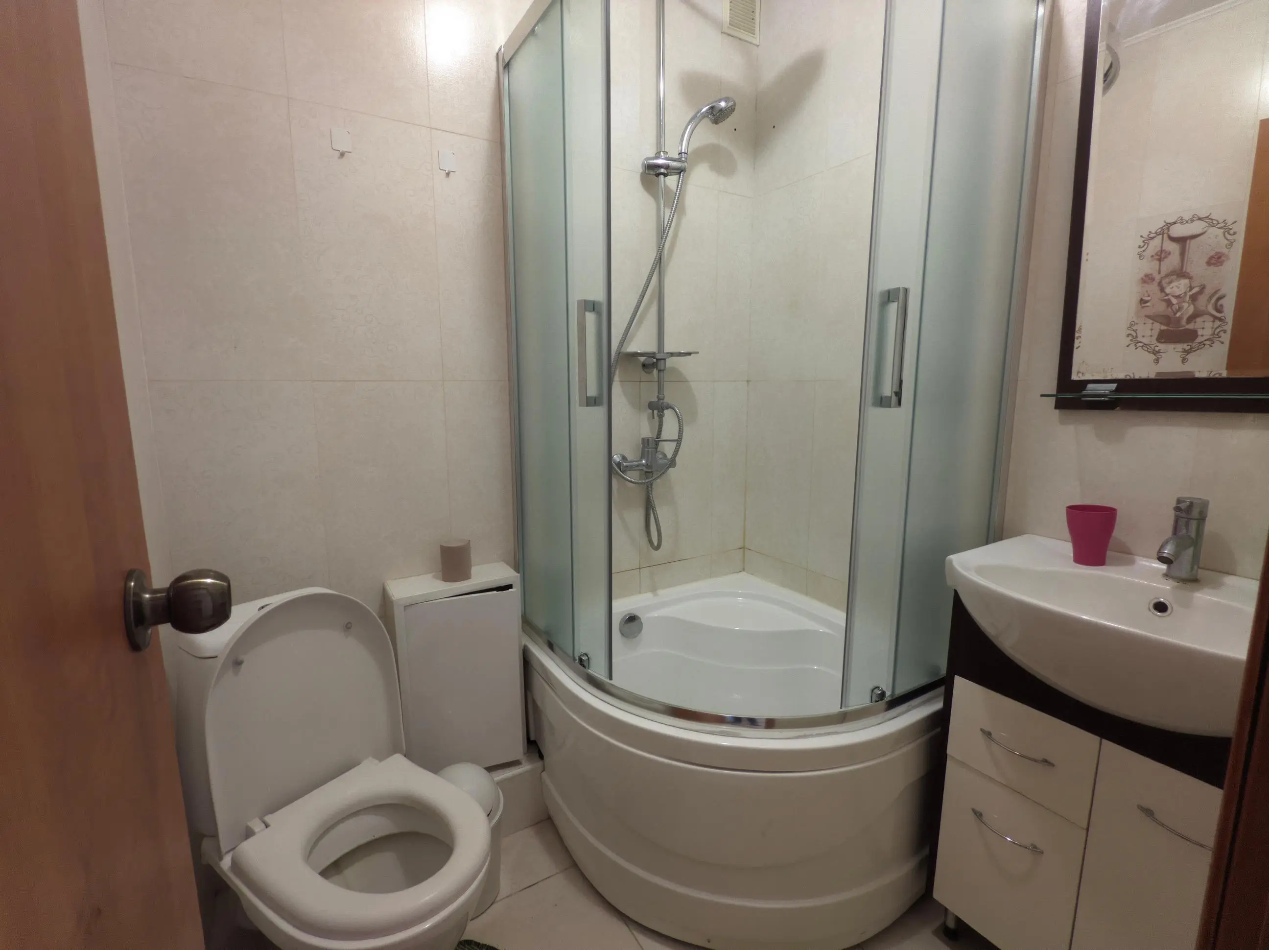 Фото Зняти 2 кімнатну квартиру, Юлії Здановської вул. (Ломоносова) 5/2 Київ в довгострокову оренду, ціна: 17000 UAH, код 3692