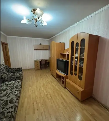 Фото Продаю 2 кімнатну квартиру, 43 кв. м, Миколи Василенка вул. 23б Київ, ціна: 60000 $, код 3713