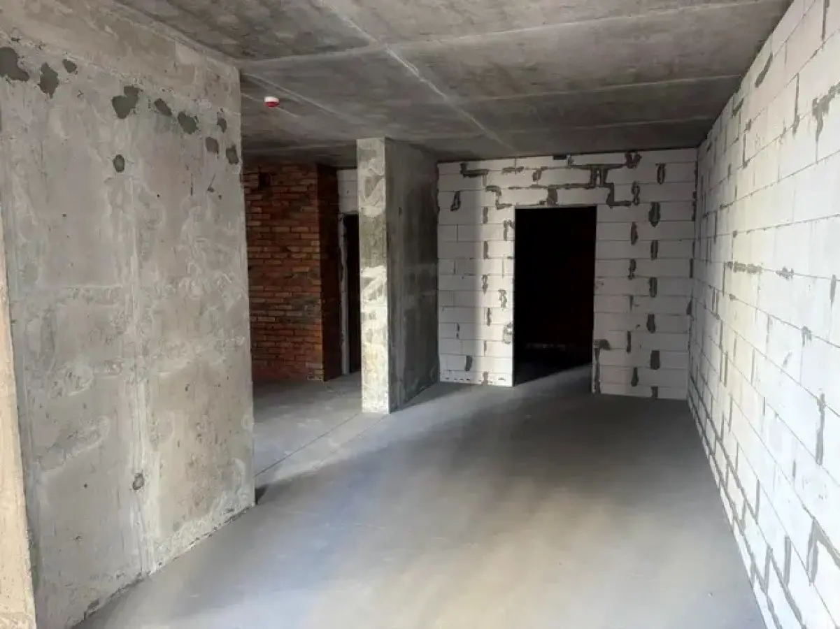 Фото Продаю 2 кімнатну квартиру, 81 кв. м, Андрія Верхогляда вул. (Михайла Драгомирова)  Київ, ціна: 161200 $, код 3720