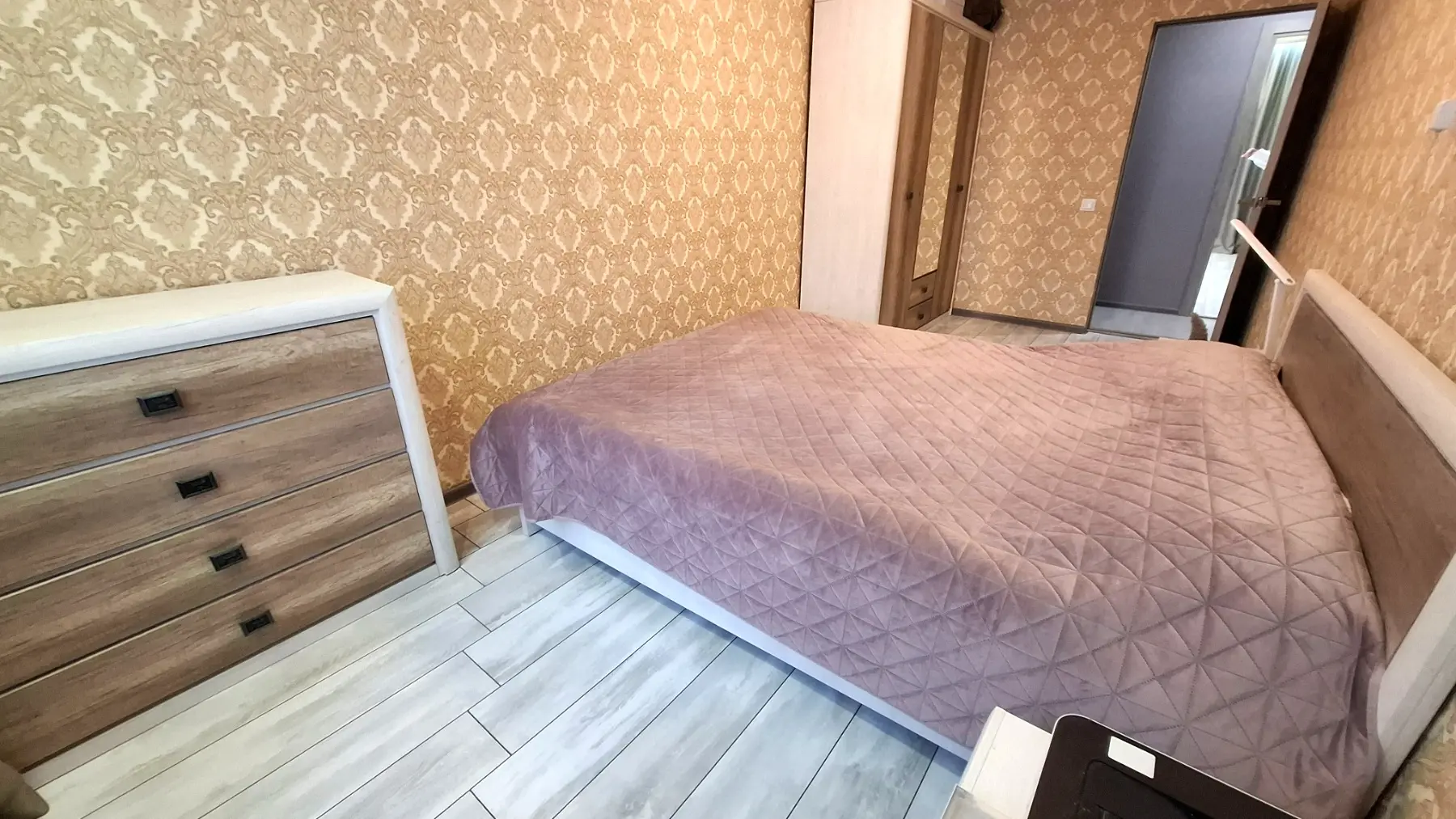 Фото Selling a 2-room apartment, 45 sq.m., Yuvileinyi avenue 51г Kharkiv, price: 35000 $, code 3722