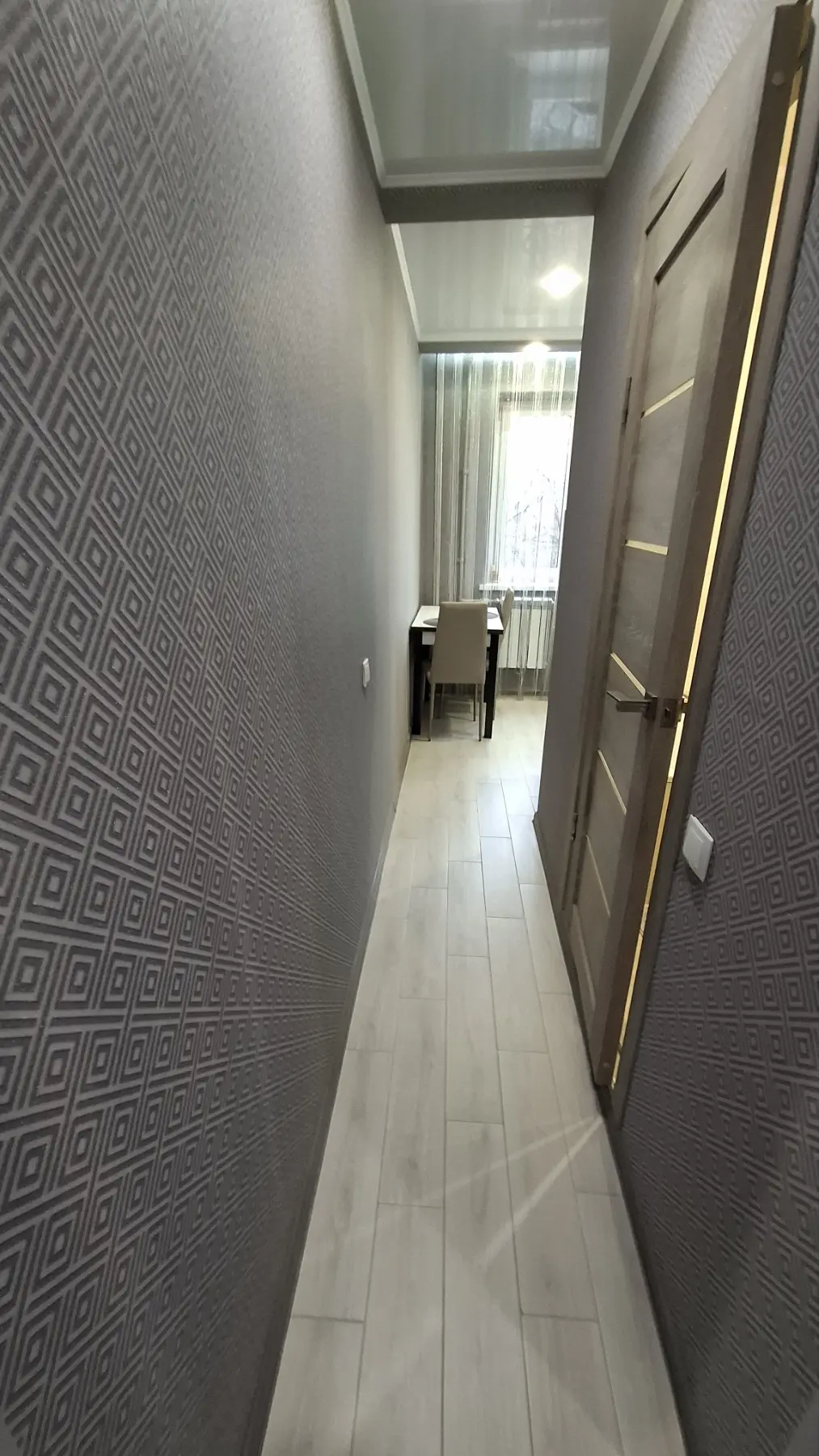 Фото Selling a 2-room apartment, 45 sq.m., Yuvileinyi avenue 51г Kharkiv, price: 35000 $, code 3722