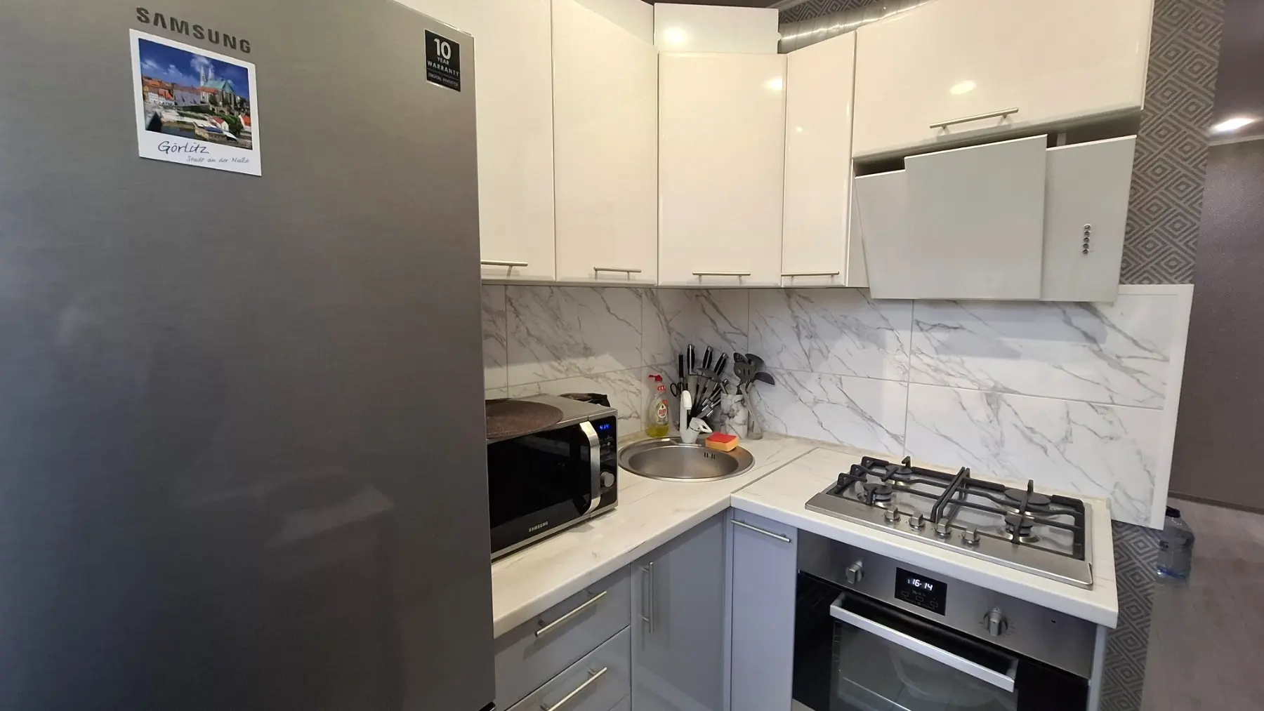 Фото Selling a 2-room apartment, 45 sq.m., Yuvileinyi avenue 51г Kharkiv, price: 35000 $, code 3722