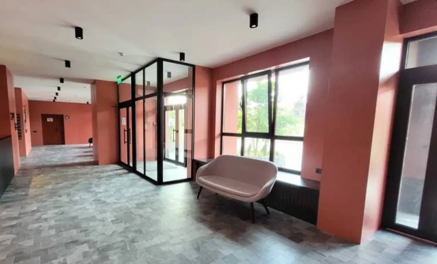 Фото Продаю 4-комнатную квартиру, 123 кв. м, Набережно-Рыбальская дорога  Киев, цена: 210000 $, код 3724