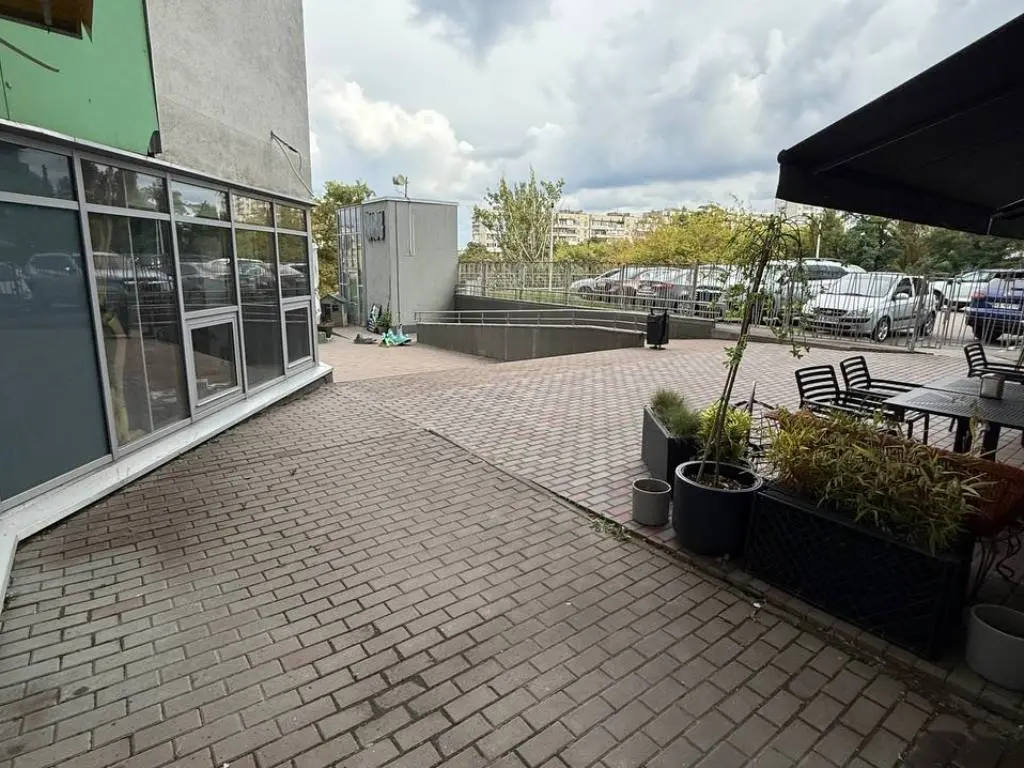 Фото Оренда торгівельної площі, Вишг.ська вул. 45 Київ в довгострокову оренду, ціна: 49500 UAH, код 3657