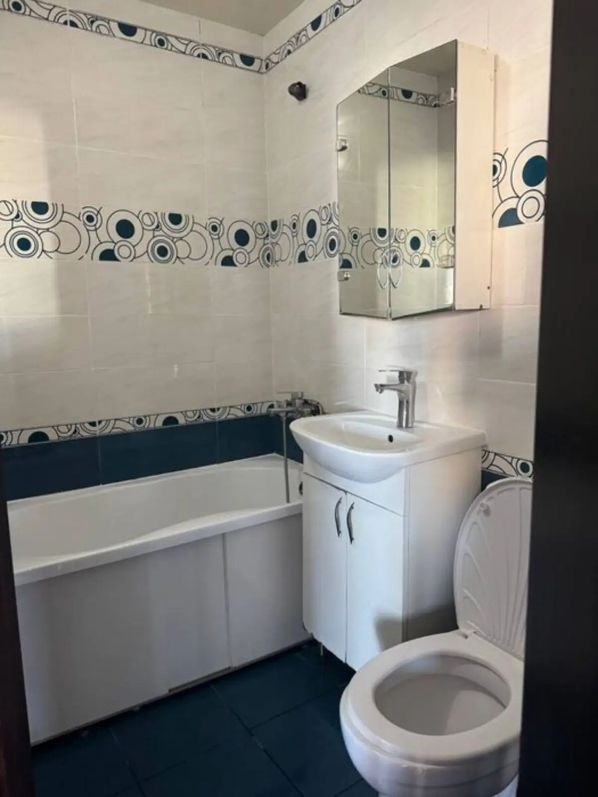 Фото Selling a 1-room apartment, 36 sq.m., Kiltseva Road 1 Kyiv, price: 45000 $, code 3743