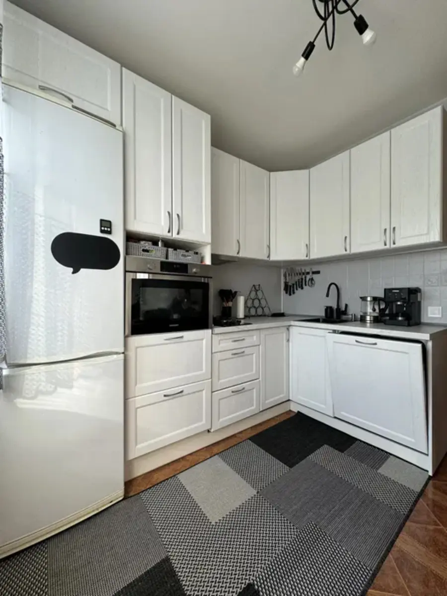 Фото Selling a 1-room apartment, 51 sq.m., Dmytra Lutsenka Street (Yuriia Smolycha Street)  Kyiv, price: 86000 $, code 3744