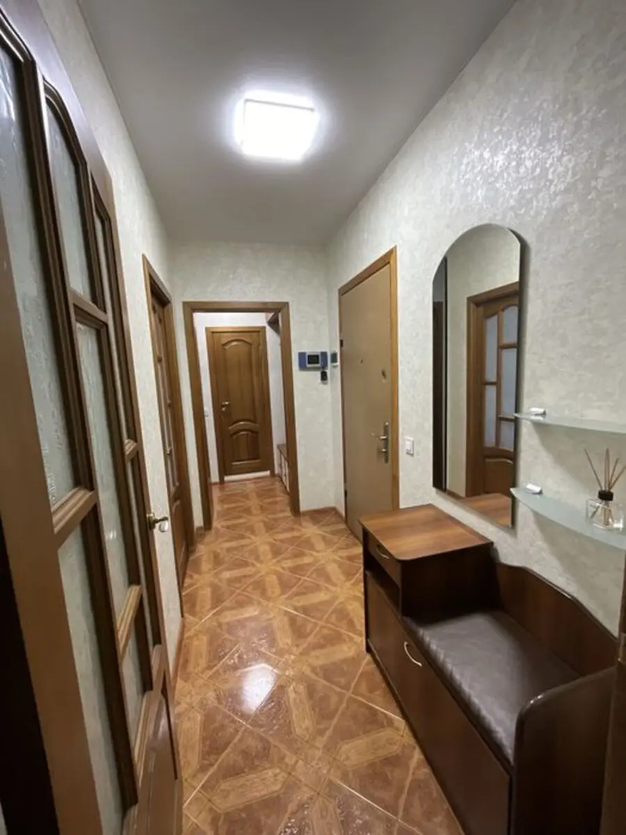 Фото Selling a 1-room apartment, 51 sq.m., Dmytra Lutsenka Street (Yuriia Smolycha Street)  Kyiv, price: 86000 $, code 3744