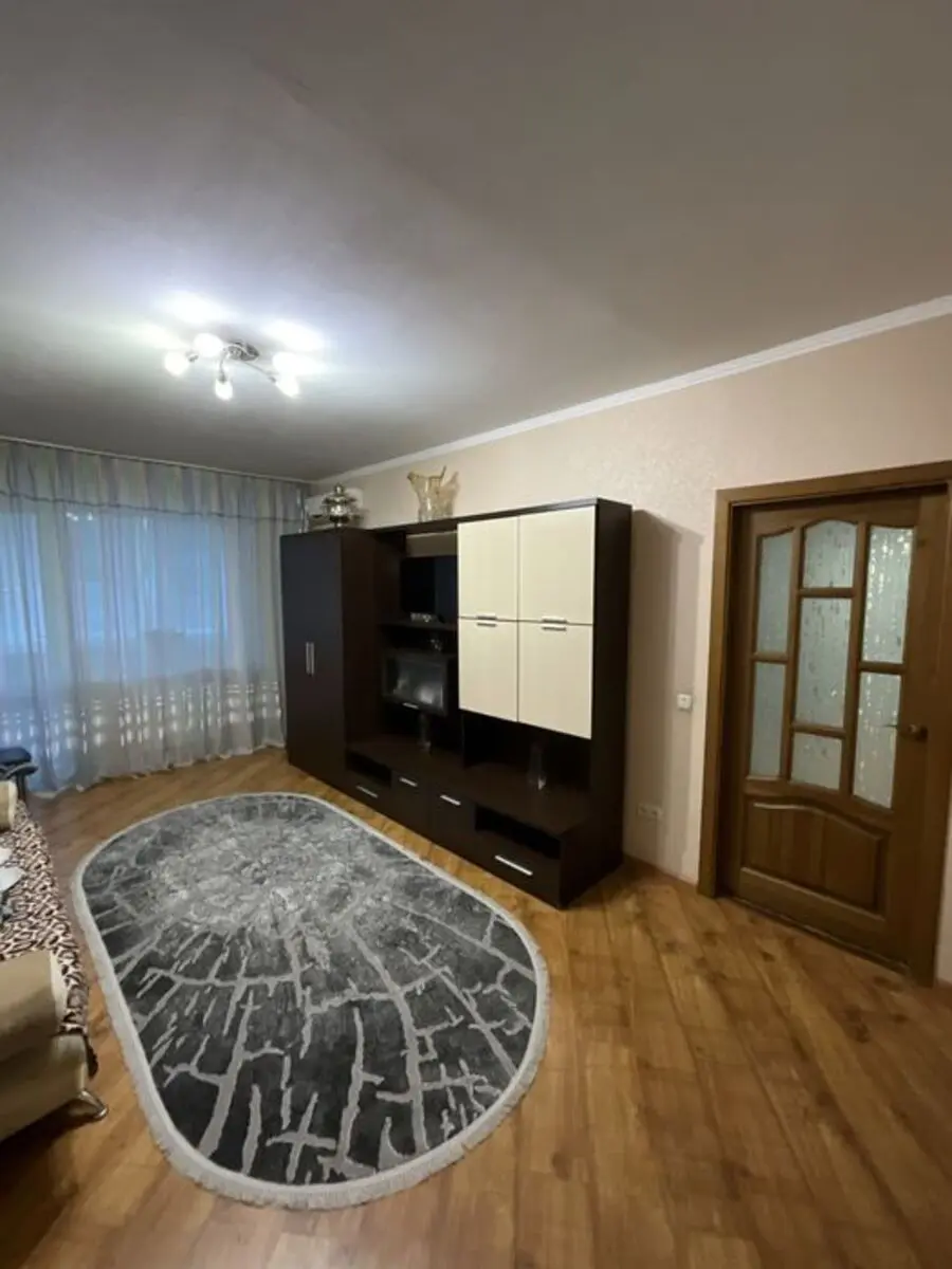 Фото Selling a 1-room apartment, 51 sq.m., Dmytra Lutsenka Street (Yuriia Smolycha Street)  Kyiv, price: 86000 $, code 3744