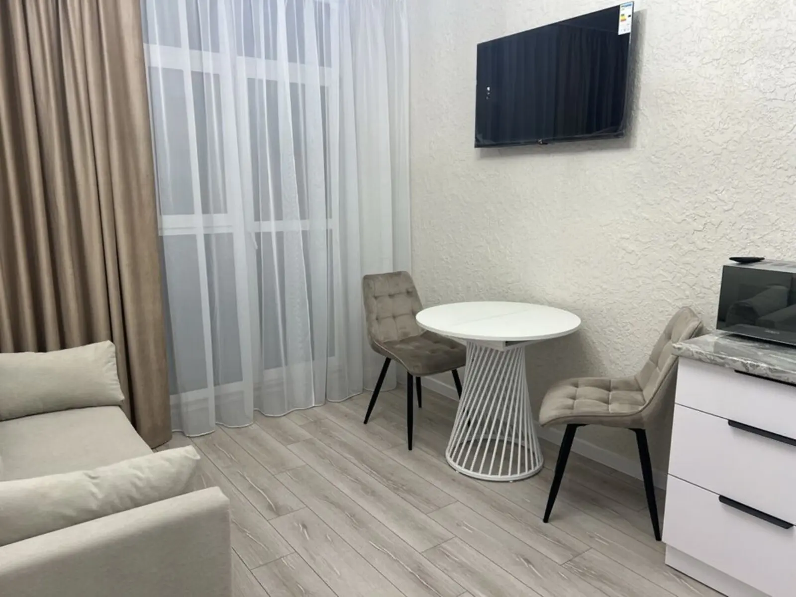 Фото Selling a 1-room apartment, 44 sq.m., Akademika Hlushkova Avenue 42 Kyiv, price: 97000 $, code 3748