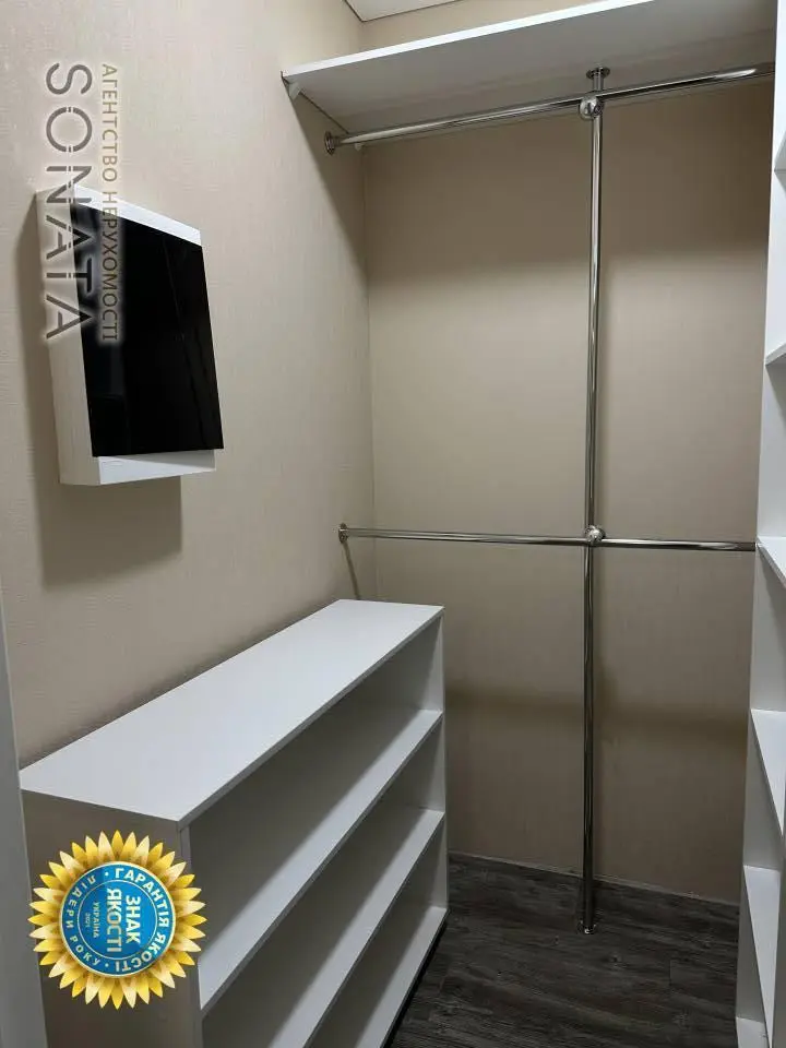 Фото Зняти 2 кімнатну квартиру, Сумгаїтська вул. 15 Черкаси в довгострокову оренду, ціна: 20000 грн, код 3758