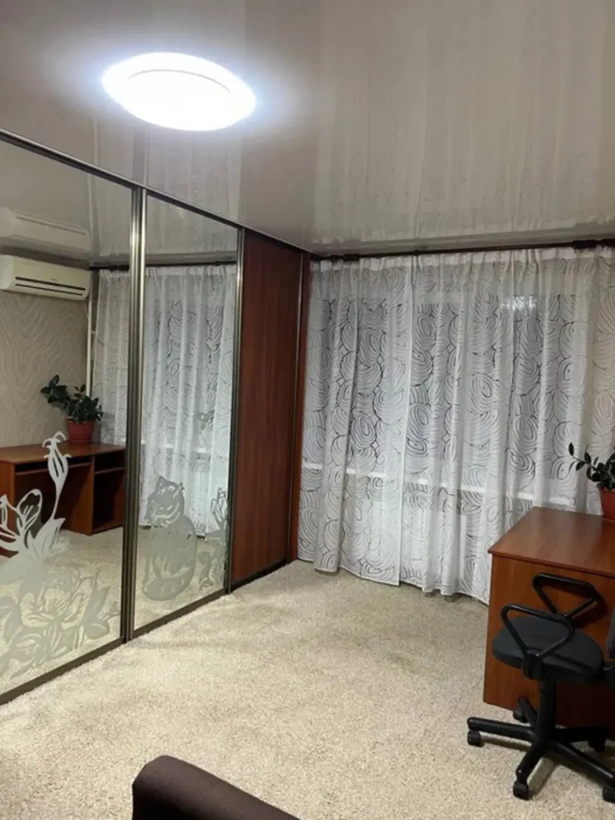 Фото Зняти 1 кімнатну квартиру, Голосіївський пров.  Київ в довгострокову оренду, ціна: 15500 грн, код 3759