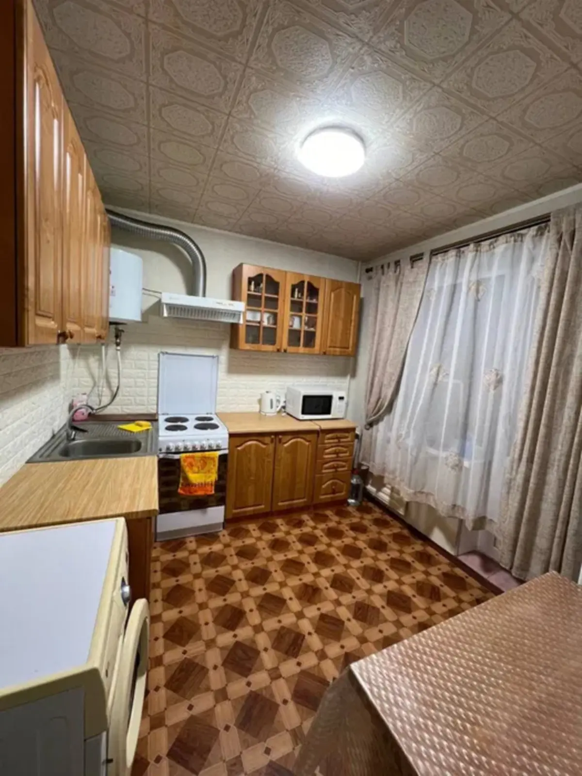 Фото Зняти 1 кімнатну квартиру, Голосіївський пров.  Київ в довгострокову оренду, ціна: 15500 грн, код 3759