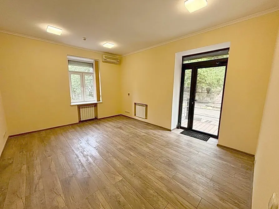 Фото Rent an office, Klovskyi Descent 11 Kyiv for long-term rent, price: 49999 UAH, code 3765