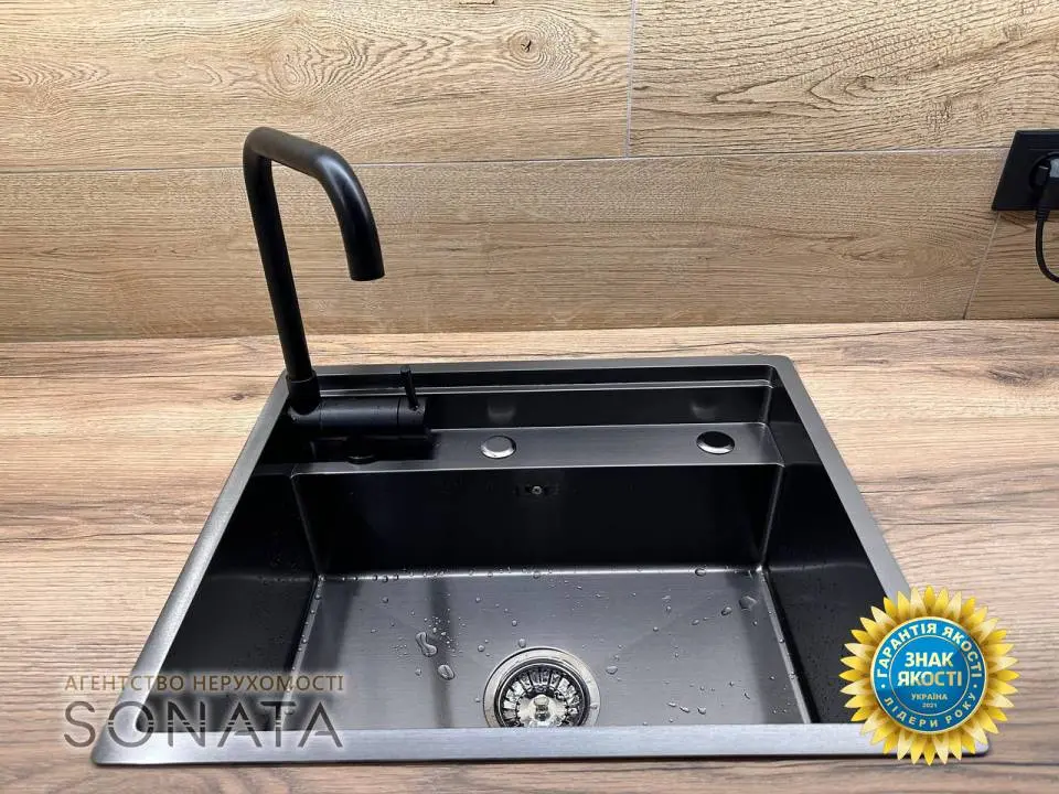 Фото Selling a 1-room apartment, 41 sq.m., Baidy Vyshnyvetskoho Street  Cherkasy, price: 79000 $, code 3768