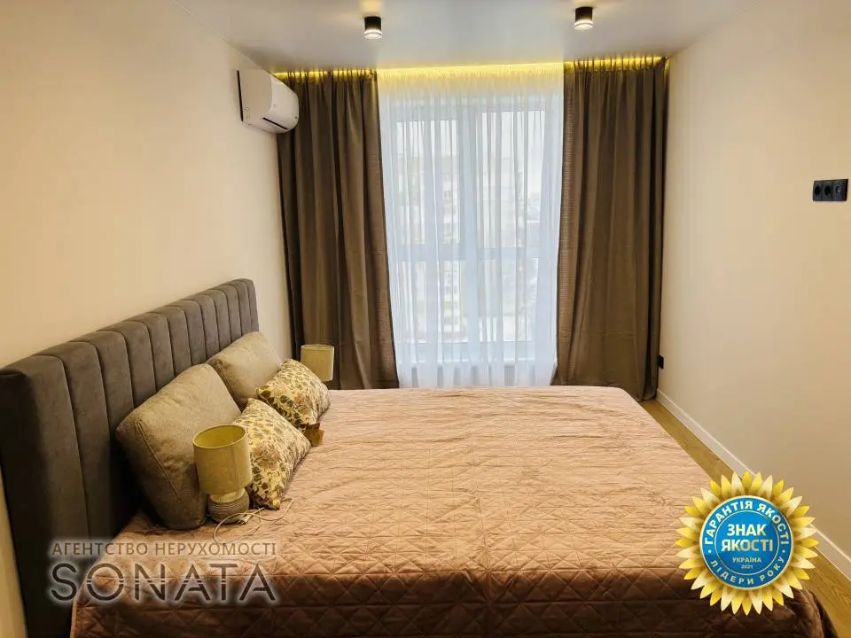 Фото Selling a 1-room apartment, 41 sq.m., Baidy Vyshnyvetskoho Street  Cherkasy, price: 79000 $, code 3768